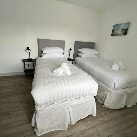 Seacliff, Broad Haven. Villa ภายนอก รูปภาพ