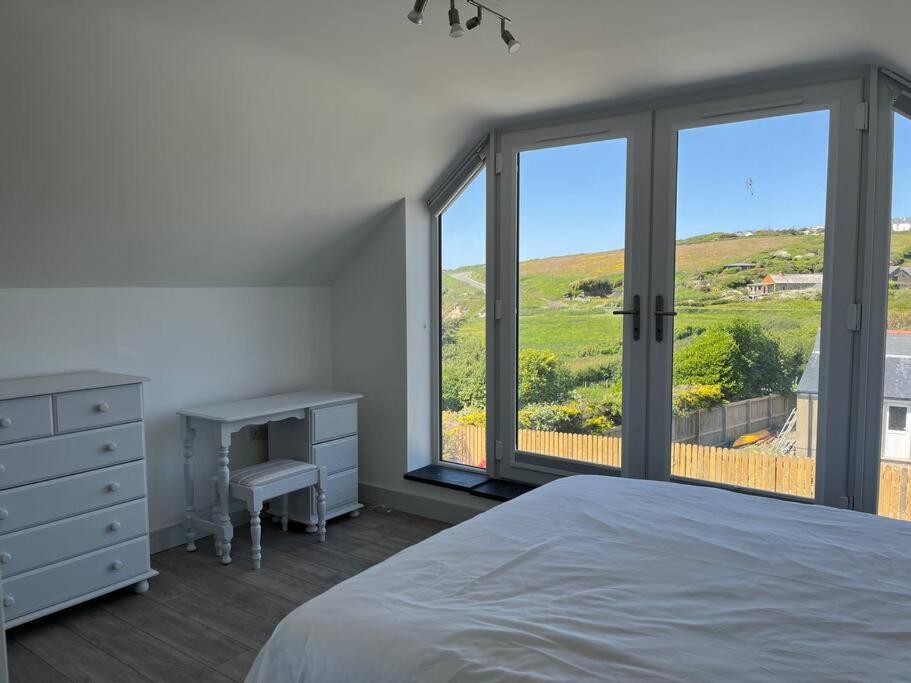 Seacliff, Broad Haven. Villa ภายนอก รูปภาพ