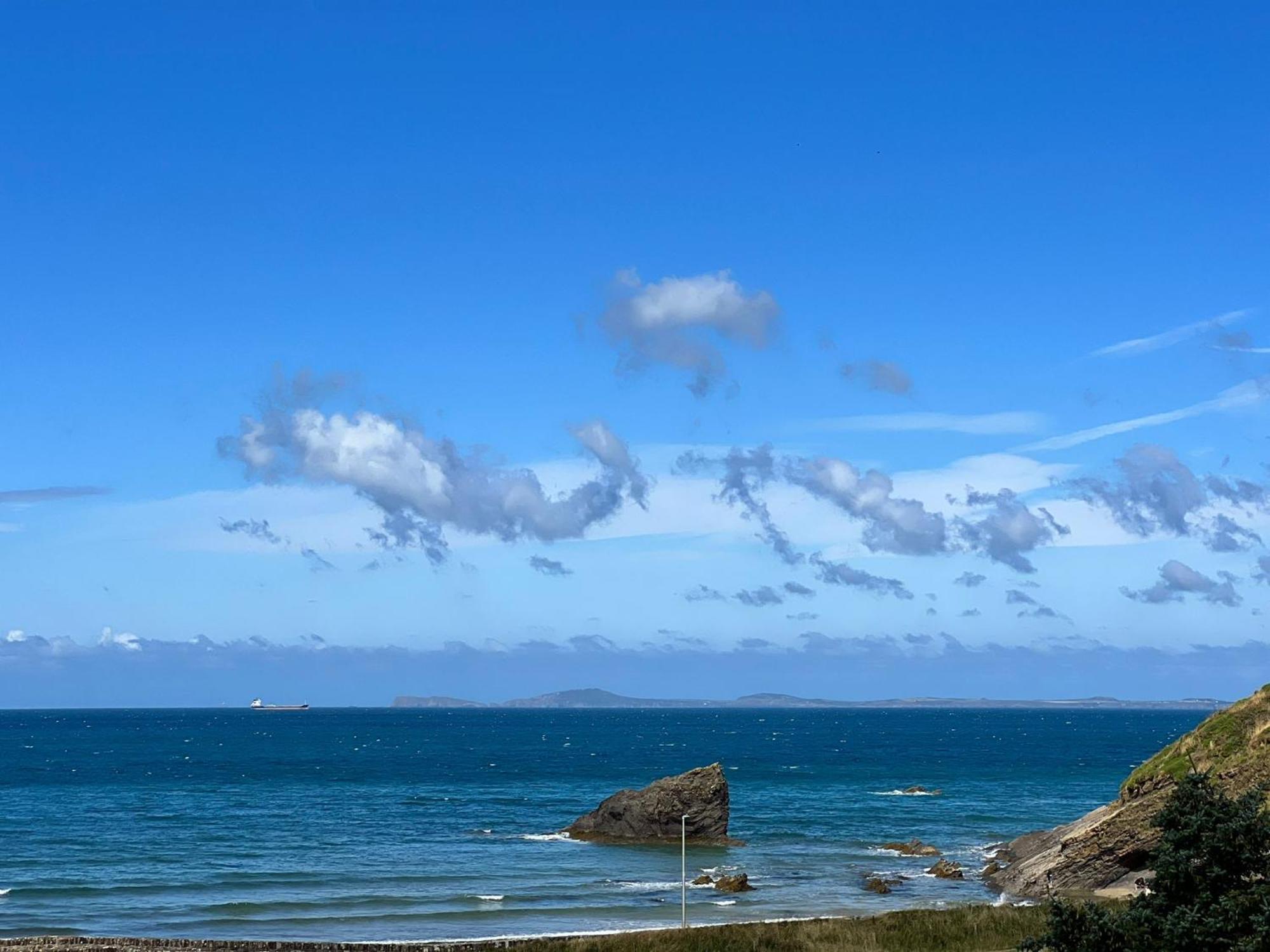 Seacliff, Broad Haven. Villa ภายนอก รูปภาพ